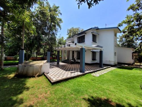 Varkala Villa | Villa Del Sol - South Cliff, Varkala