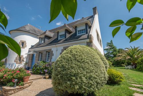 Concarneau Bed & Breakfast | Villa des Fleurs d'Ajoncs