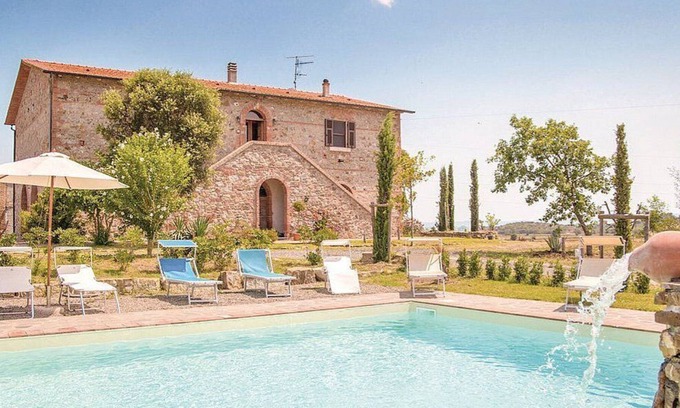 Gavorrano Villa | Villa Dicondra, fully refundable with voucher*: A welcoming two-story villa in the characteristic style of the Tuscan countryside, with Free WI-FI.