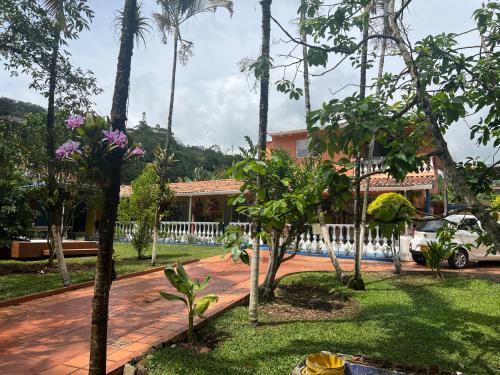 Cali House | Villa El Rio