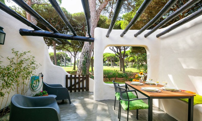 Cascais House | Villa facing golf with great comfort and 5 min from the beach