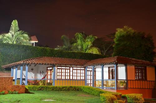 Armenia House | Villa Flor Blanca el Eden