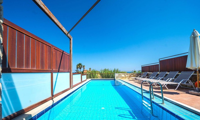 Kamisiana Villa | Villa for rent with private pool and sea view 200 m from the beach