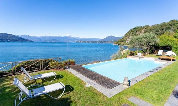 Ispra Villa | Villa Gisella - Lake front villa