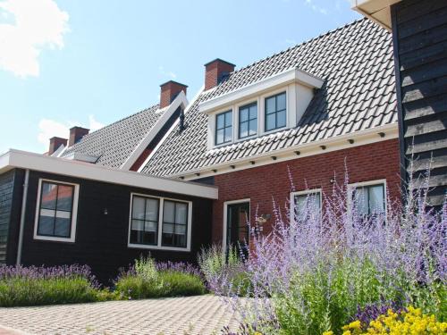 Colijnsplaat House | Villa in Colijnsplaat near the Sea