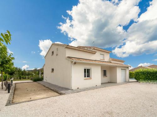 Saint-Genies-de-Fontedit Villa | Villa in Occitanie with Private Pool