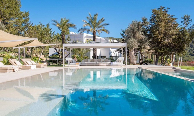 Sant Josep de sa Talaia Villa | Villa in San Jose with 5 bedrooms sleeps 10