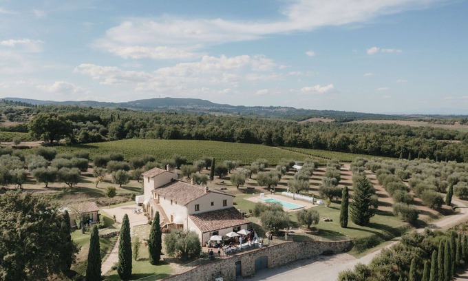 Sarteano Villa | Villa in Sarteano with 13 bedrooms sleeps 26
