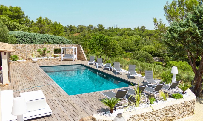 Les 3 Ponts Villa | Villa in the heart of the garrigue