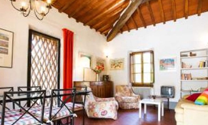Rignano sull'Arno Apartment | Villa La Pietra Grezza in Apartment The Lilac in villa 18km from Florence