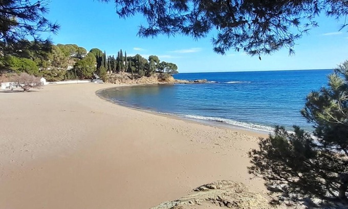 Llanca Villa | Villa Llançà, 5 bedrooms, 12 persons