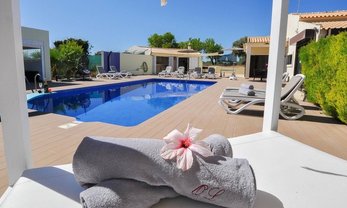 Albufeira Villa | Villa Loendros OCV - Private Pool and Garden