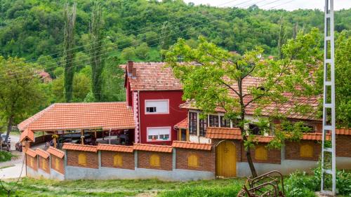 Pirot Bed & Breakfast | Villa Lola & Nikola