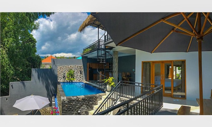 Kalibukbuk Hotel | Villa Manayasa