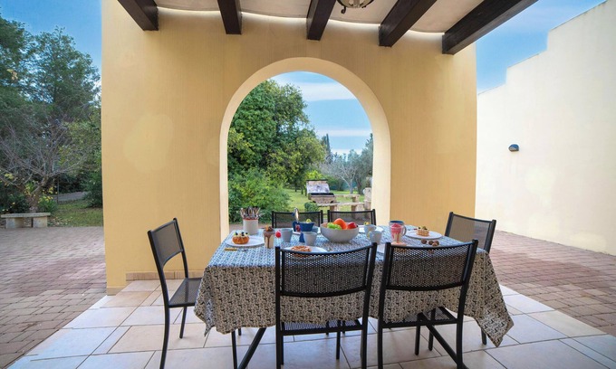 Soleto Villa | Villa Maria Antonietta 1 With Big Garden, Lecce, Italy