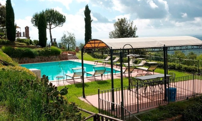 Sinalunga Villa | Villa Montaperti