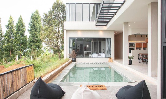 Megamendung Villa | villa Moo By The Villas 100