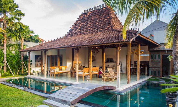 Banjar Semer House | Villa MUNAROSE Joglo