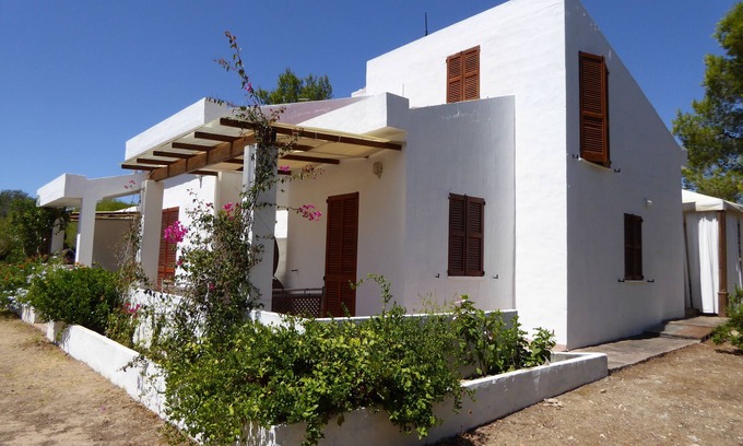 Carloforte House | Villa nestled in the countryside with spectacular views for 6 people