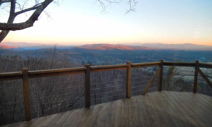 Hendersonville House | Villa Nirvana Stunning Mtn View! Posh, Serene, Secluded! Wrap Around Porch!