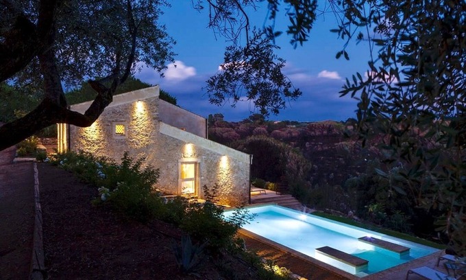 Caltagirone Villa | Villa Palmento-restored winery with heated pool in 24 acres