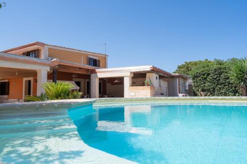 Ognina Villa | Villa piscina a due passi dal mare
