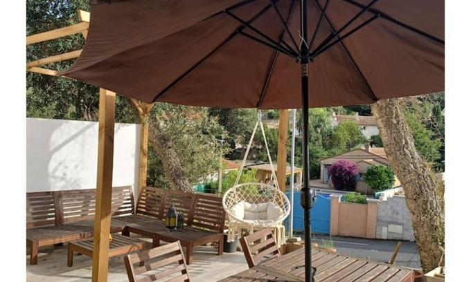 Cavalaire-sur-Mer Villa | Villa Récente Piscine Balinaise Privée