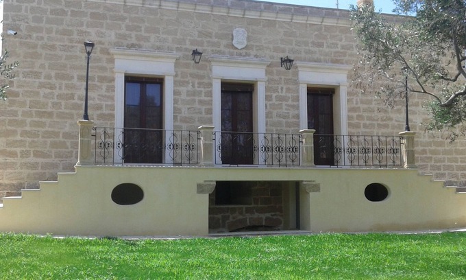 Sannicola Villa | Villa Reale Masseria la Maestà
