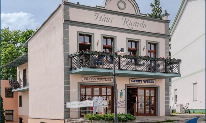 Ahlbeck Villa | Villa Ricarda Whg 01