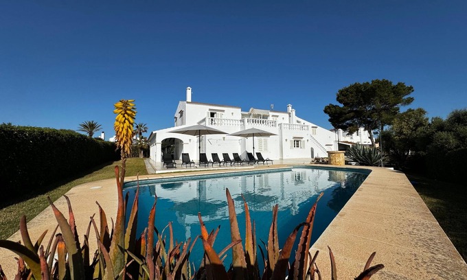Sa Torre del Ram Villa | VILLA SAVANNA MENORCA (WIFI, BBQ, ROOMS A. A. POOL)
