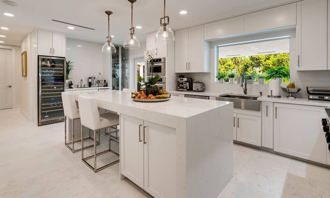 Pinecrest House | Villa Sofia - Private and secluded luxury retreat in Pinecrest