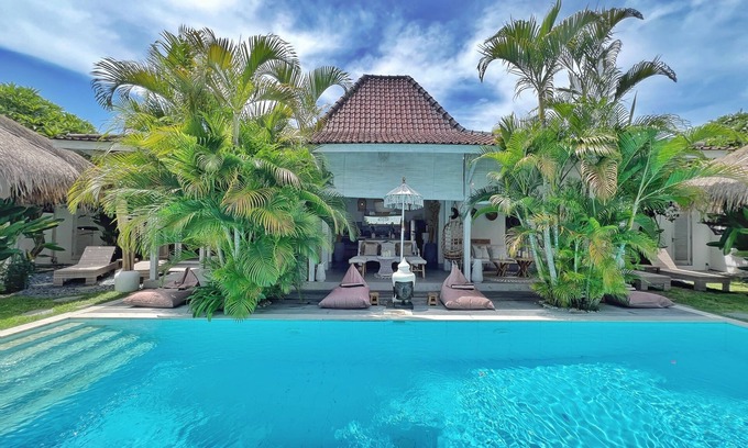 Petitenget Villa | Villa Solo Macha 4 bedrooms located in the vibrant district of Seminyak Oberoi