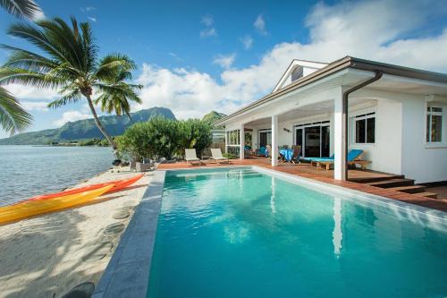 Papeto'ai Villa | Villa Tepoe Pool and Beach