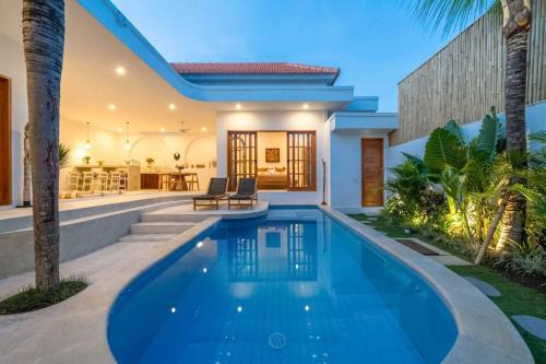 Pererenan Villa | Villa TOLOSA - NEW Modern & Luxury 3BR - Central Canggu Beach