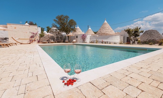 Cisternino Villa | Villa 'Trulli Zaccano Con Piscina Privata' with Private Pool, Wi-Fi and Air Conditioning