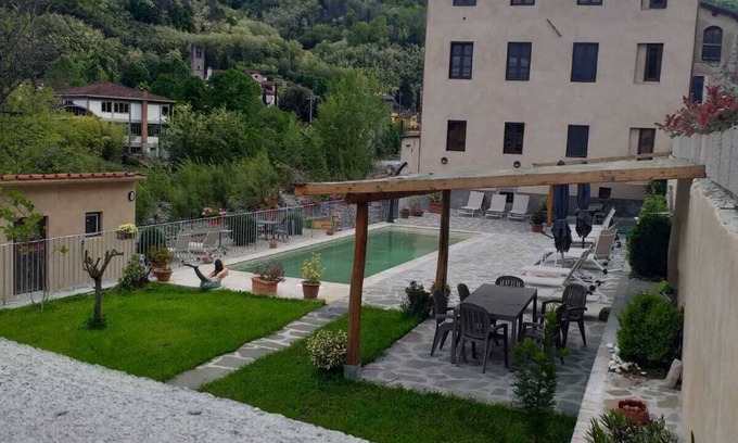Bagni di Lucca Villa | Villa Ulqini. Riverside Villa Bagni Di Lucca.