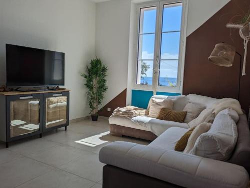 Agay Villa | Villa vue mer proche mer 10 personnes
