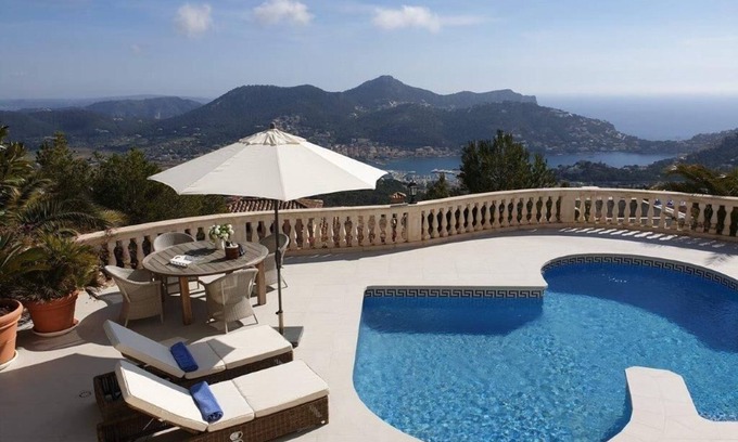 Port d'Andraitx Villa | Villa with breathtaking view and heated swimming pool in very exclusive location