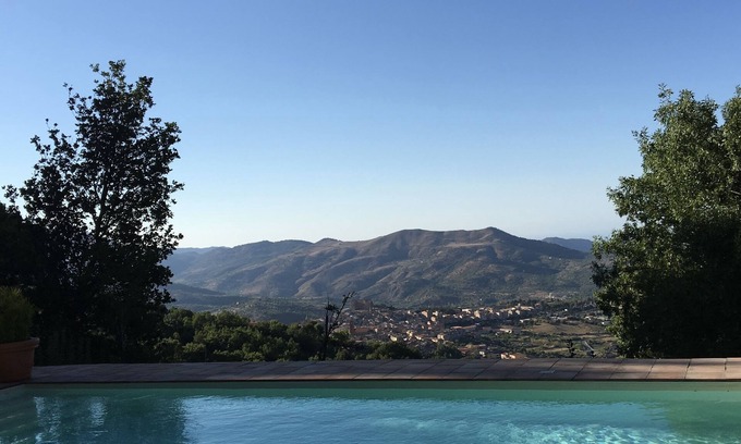 Castelbuono Villa | Villa with heated pool
