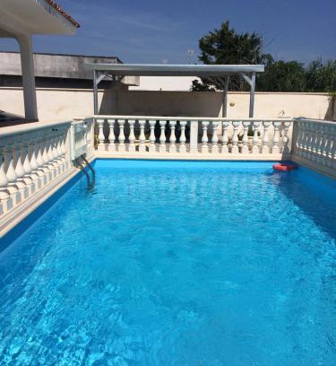 Punta Prosciutto Apartment | Villa with pool in Punta Prosciutto, 120 m², play area