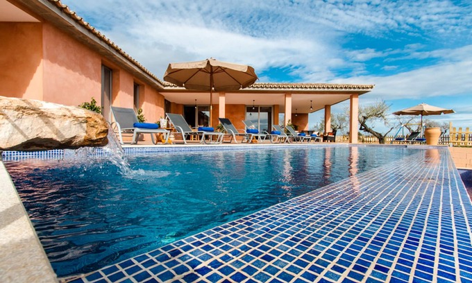 Inca Cottage | Villa with pool just 25 min drive from the Alcudia and Pollensa beaches