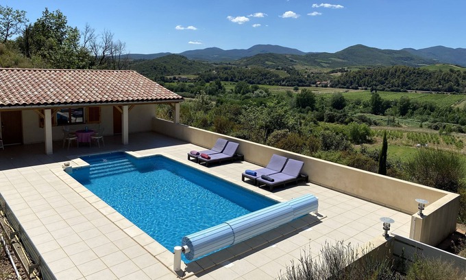 Roquebrun Villa | Villa with total privacy on the edge of the beautiful village of Roquebrun. ​