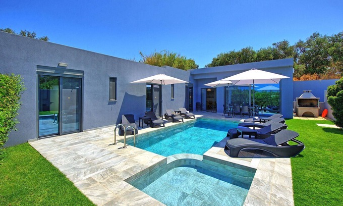 Agia Marina Villa | Villa Zaneti - Plataniás ,Crete