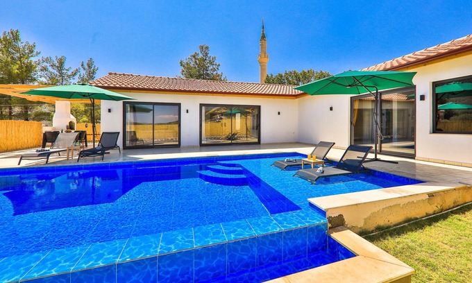 Sarıbelen Villa | Villa Zeylus-2 bedroom Rural retreat+ Private Pool and Garden