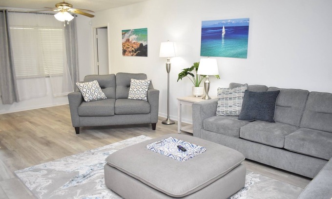 Bradenton House | Village Green Home ~ Anna Maria beaches 10 minute drive