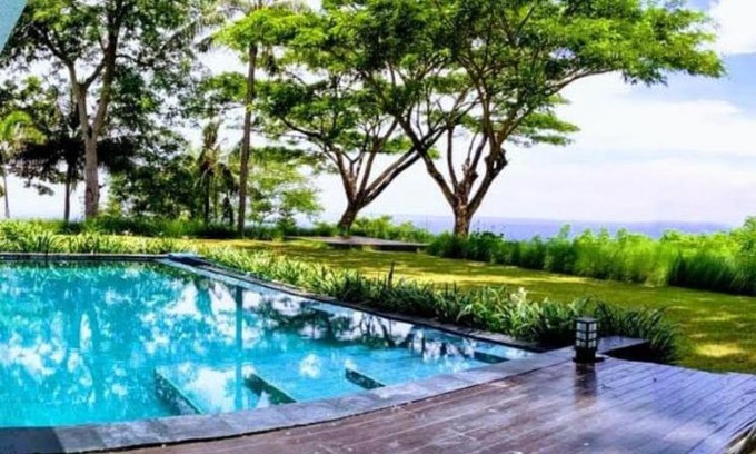 Senggigi Bed & Breakfast | VillaL2 Batu Layar Hill Senggigi Lombok, Indonesia