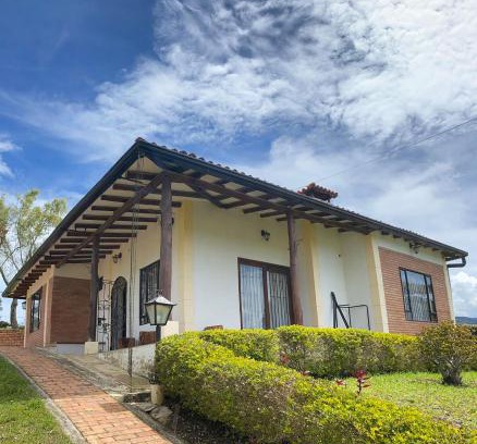 Viracacha Villa | VillaMoreno - Casa Campestre