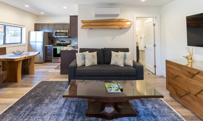 Kihei Condo | Villas By The Cove, Villa 7 · Walk to the Beach from a Modern Hideaway