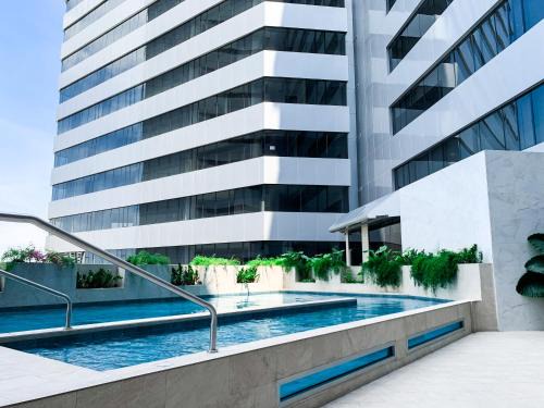 Kennedy Apartment | Vista a la ciudad, piscina, gym, cine, parking free