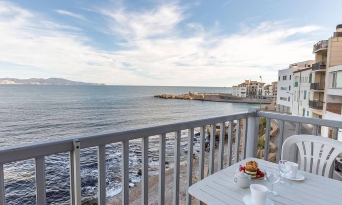 L'Escala Apartment | Vista a Mar by Interhome